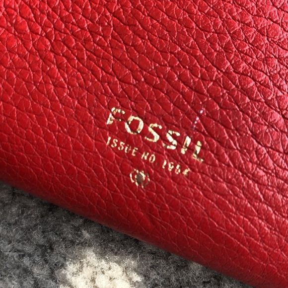 (Fossil) Cute RED Wristlet - Picture 4 of 4
